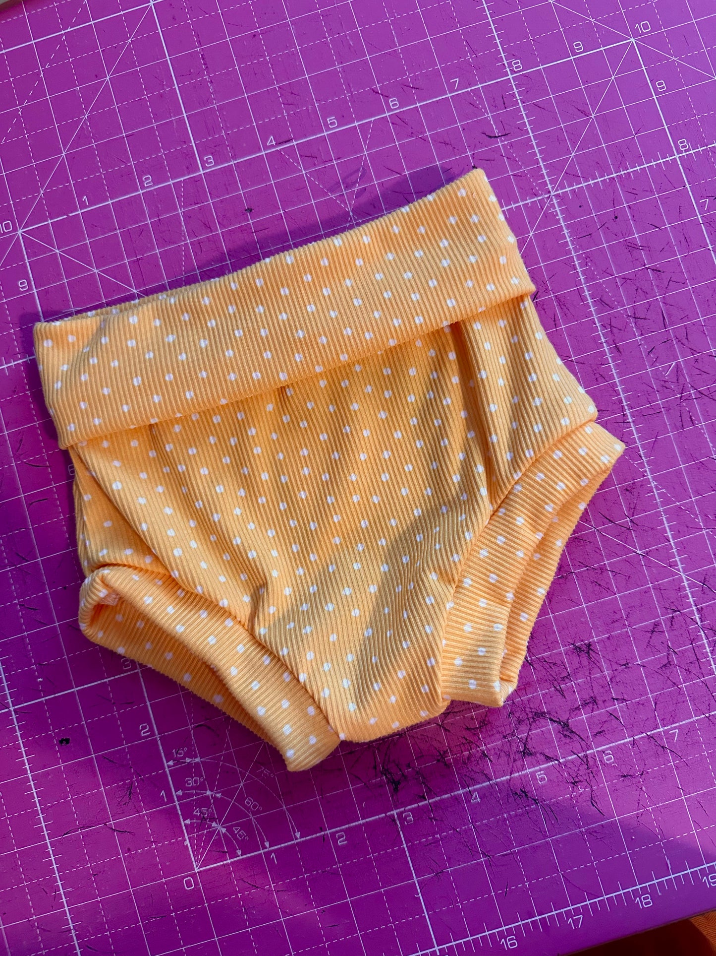 3-6m Yellow Foldover Waist Bummies