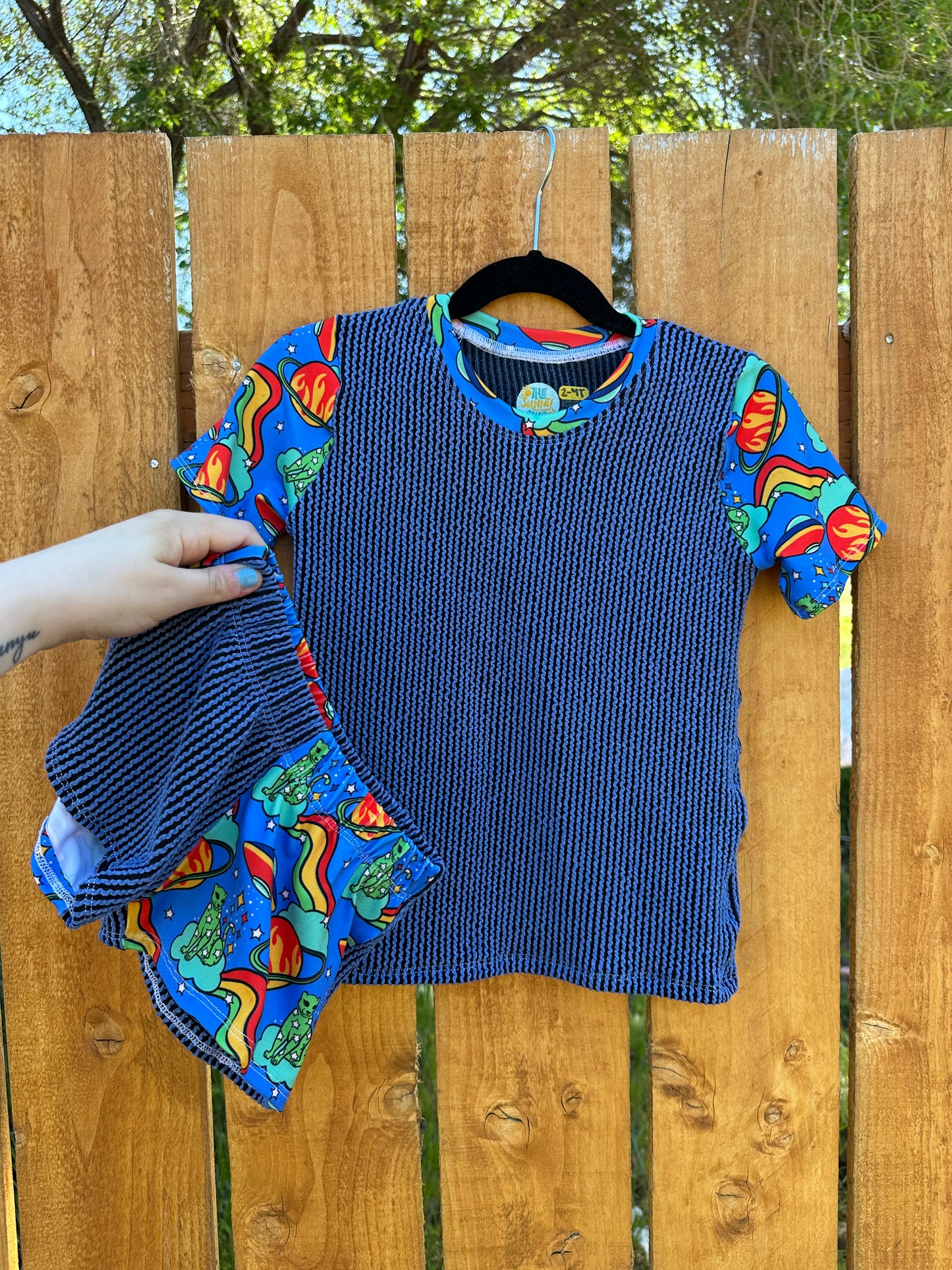 2-4T Tee + Shorts