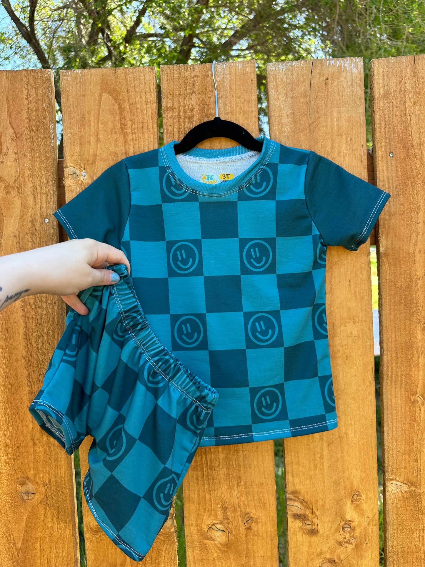3T Smiley Tee + Shorts