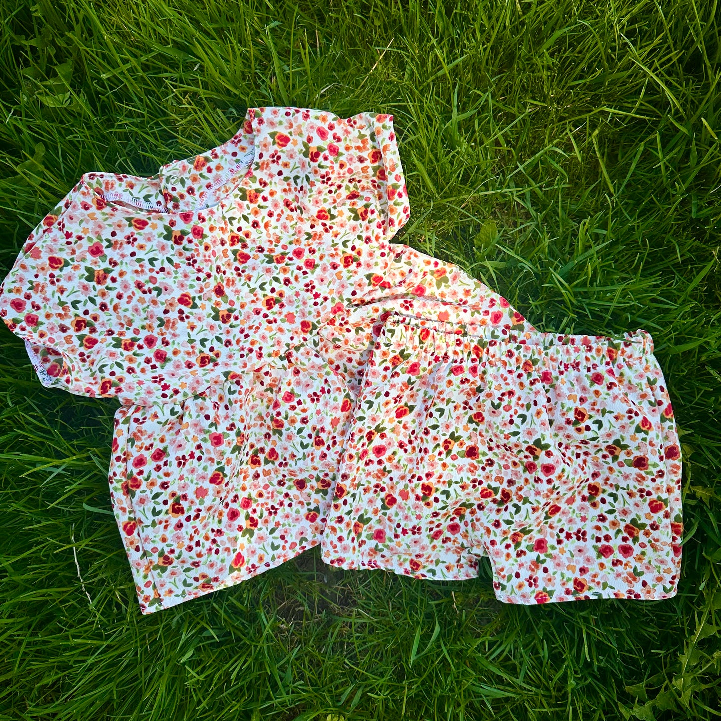 2-3T Peplum + Shorts Floral Outfit